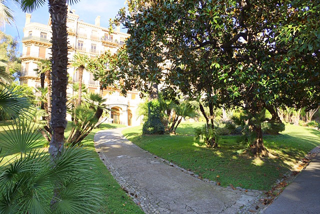 Apartment-Haus in Cannes - Park